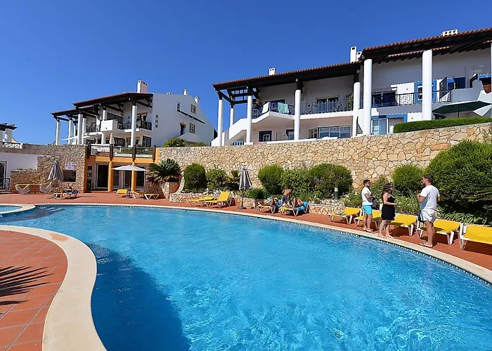 Paddle - Sea View With 3 Pools, Tennis & Squash Court 公寓