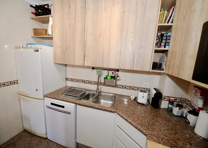 Paddle - Sea View With 3 Pools, Tennis & Squash Court アパート